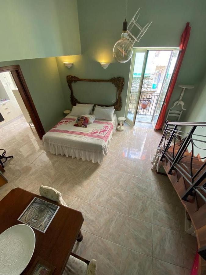 Апартаменты Casa Gioia, Tra Palazzo Reale,Lungomare E Monte Echia Неаполь Экстерьер фото